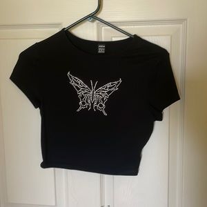 Butterfly crop-top